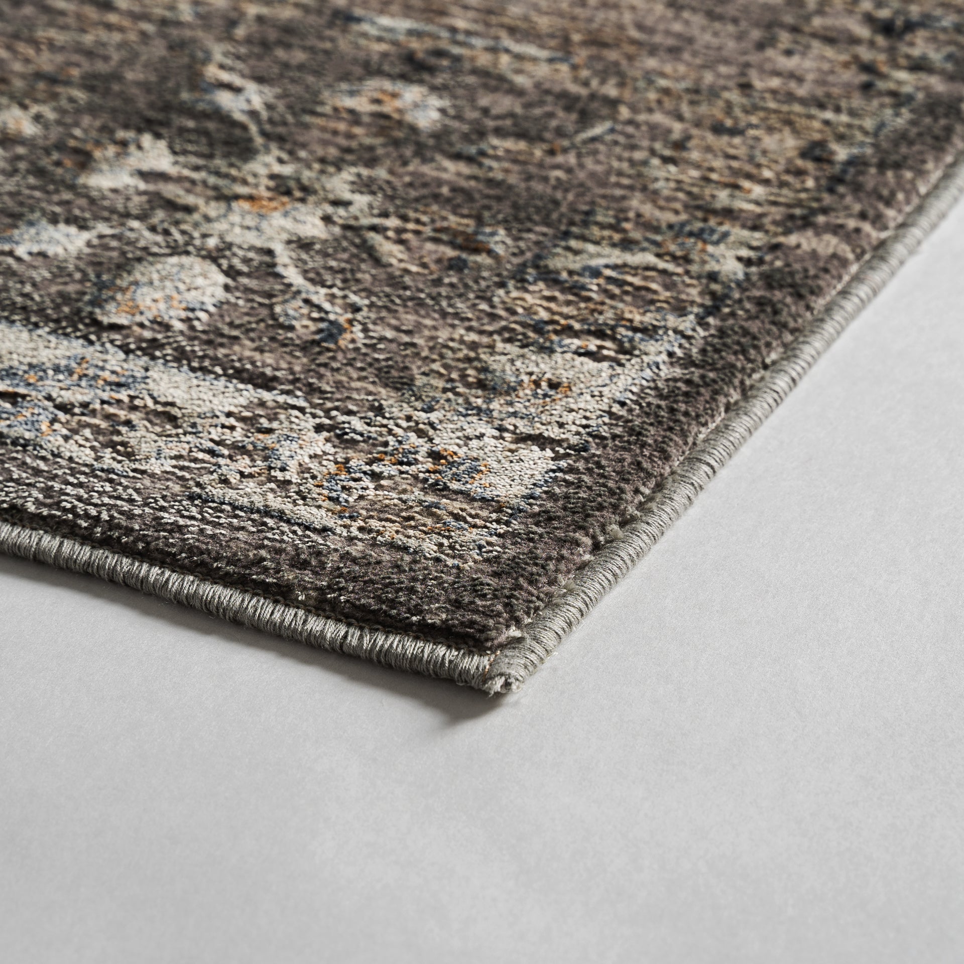 SHAHIM CARPET